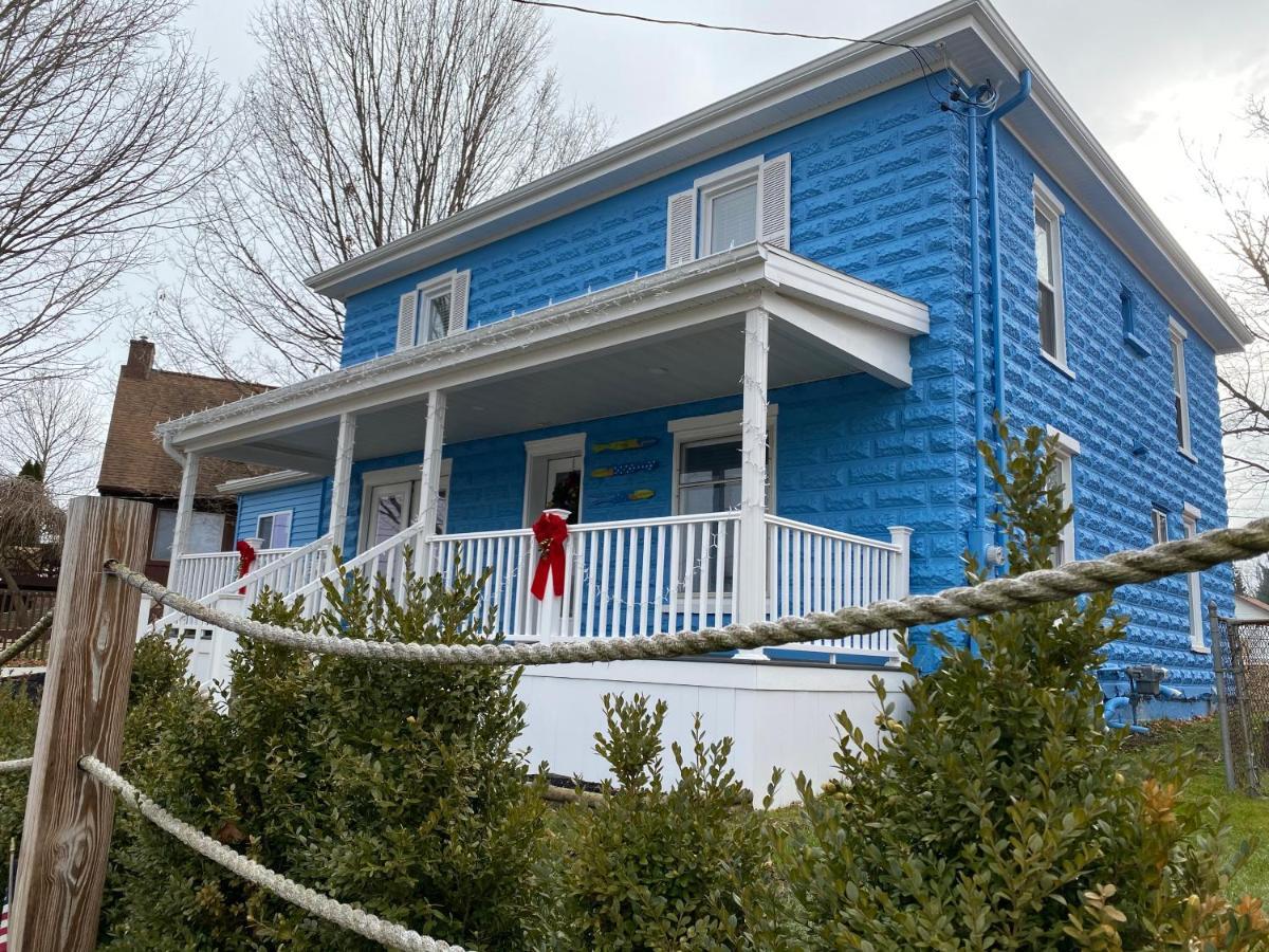 Devil'S Lake Inn And Devil'S Lake Inn Too Manitou Beach 외부 사진